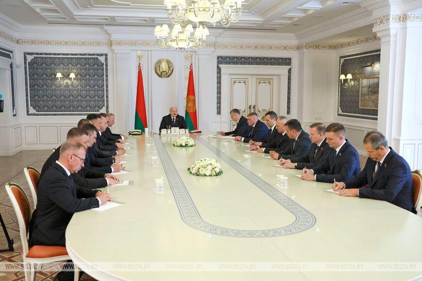 Президент Беларуси об эффективной работе АПК
